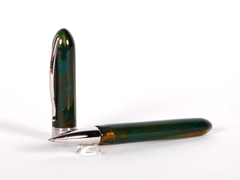 قلم رولر Visconti Van Gogh باللون الأخضر الرخامي مع زخرفة فضية، SKU IB02795.