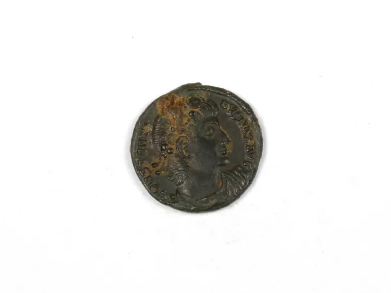 Roman bronze coin of Constantine I, obverse portrait visible, SKU IB03354.