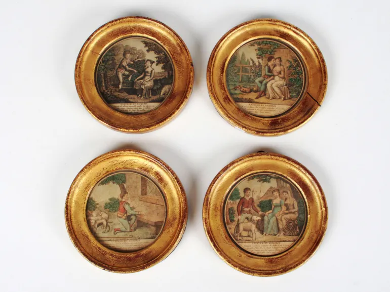 IB08413: four round gilded wooden frames with small watercolor engravings of Estelle et Nemorin.