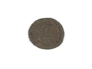 Pièce romaine en bronze de Licinius I avec portrait visible, SKU IB03350.