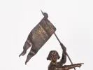 Adrien Etienne Gaudez « Jeanne d'Arc » sculpture en bronze, IB01839, montrant Jeanne d'Arc tenant un étendard sur un socle en bronze.