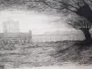 Gravure, SKU IB03986, montrant un bâtiment et un grand arbre en traits noirs fins.