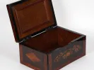 Boîte ouverte en bois de loupe du 19e siècle avec marqueterie et motif de nids d'oiseaux, SKU IB05017.
