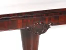 Table de jeux victorienne, IB05700, en placage de palissandre avec piètement central sculpté en gros plan.