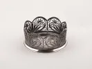IB05933 Hommet silver filigree crown-shaped piece with scalloped border, shown on a white background.