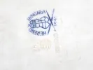 تمثال خزفي من Herend لحمار مستلقٍ، مع علامة Herend، SKU IB08225.