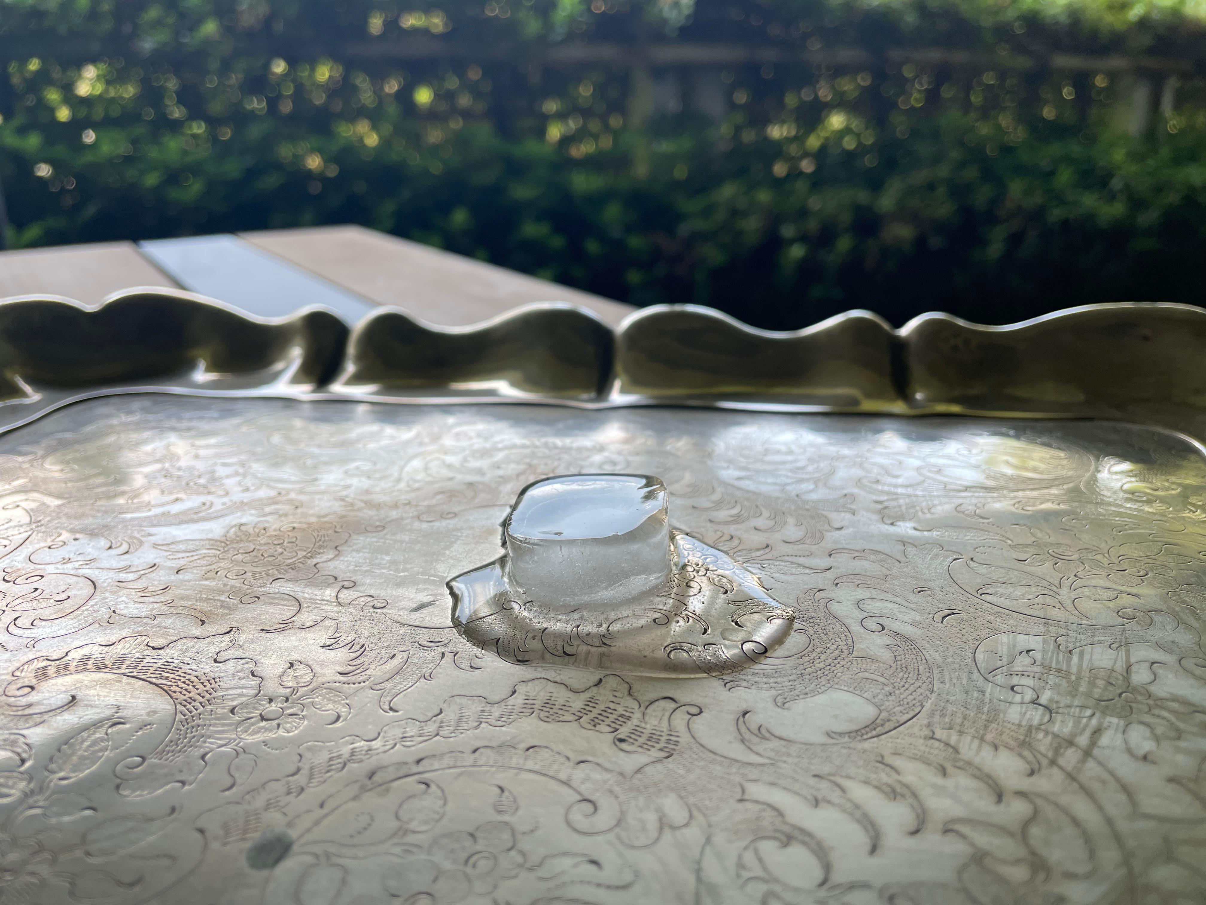 Testing silverware with ice